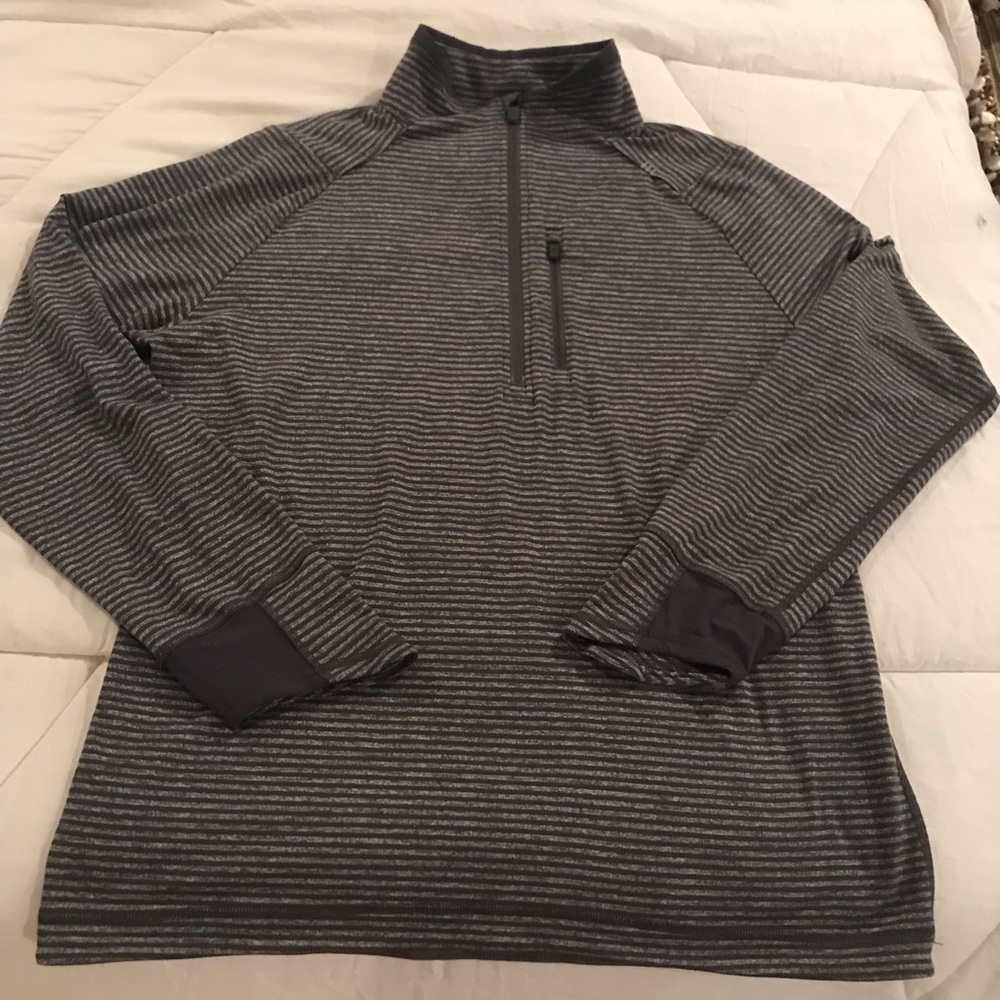 Men’s Lululemon pullover